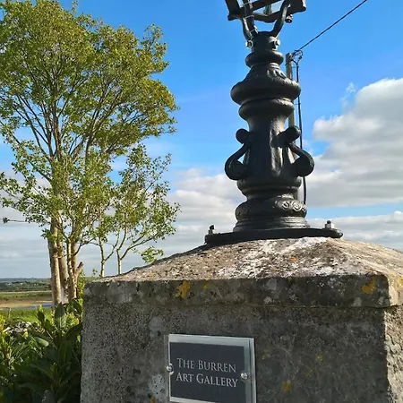 The Burren Art Gallery Built In 1798 度假居 *
