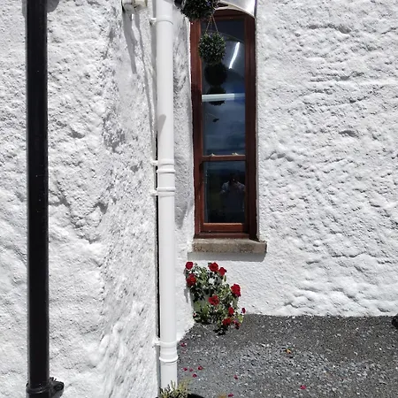 Nyaraló The Burren Art Gallery Built In 1798 Tubber